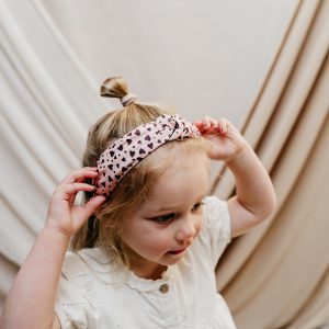 Diadeem knoop haarband hartjes roze