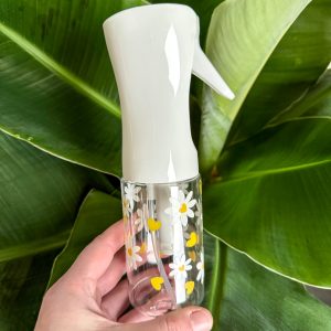 vernevelende spray fles madelief