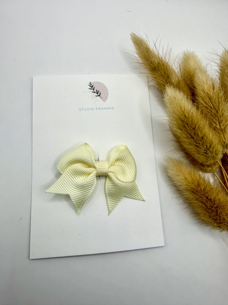 Haarspeldje Olivia creme alligator