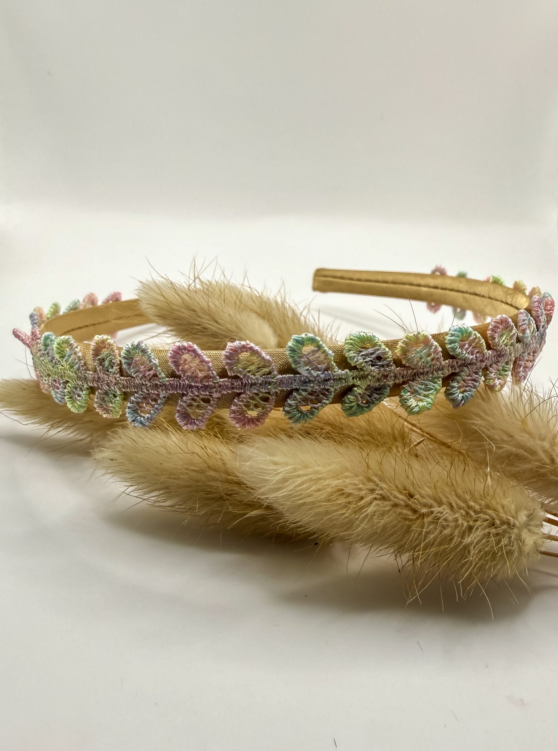 Diadeem hartjes regenboog