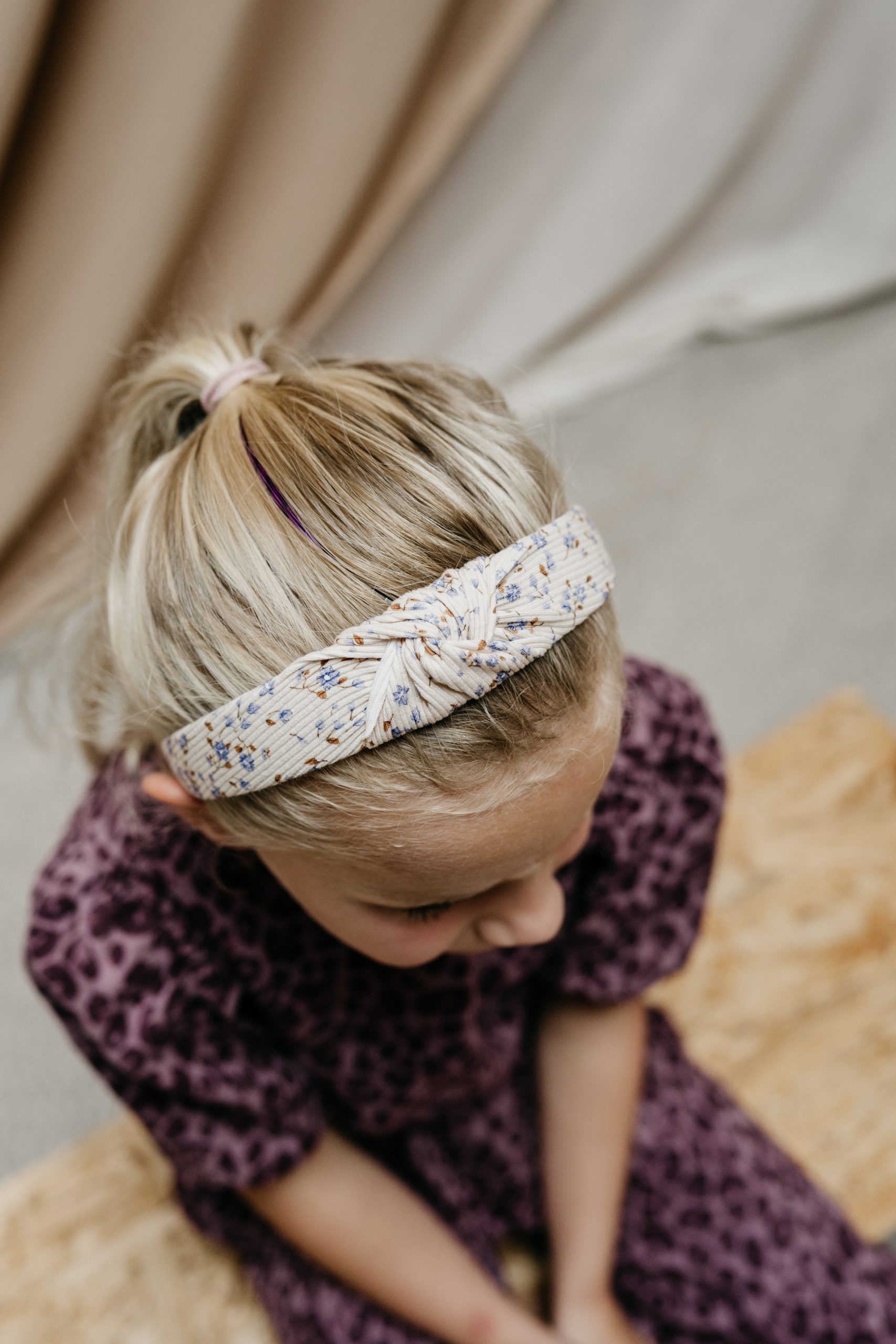 knoop haarband lavender
