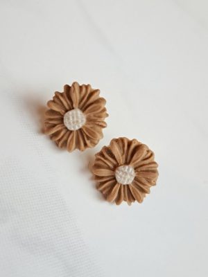 oorbellen madelief camel