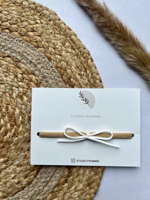 Elegant Haarbandje wit nr01 met verfijnde witte strik voor stijlvolle kinderkapsels
