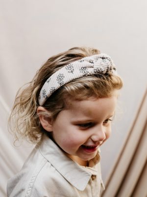 MEES & MEG x Studio Frommie | Diadeem knoop haarband - Daisy Bodega